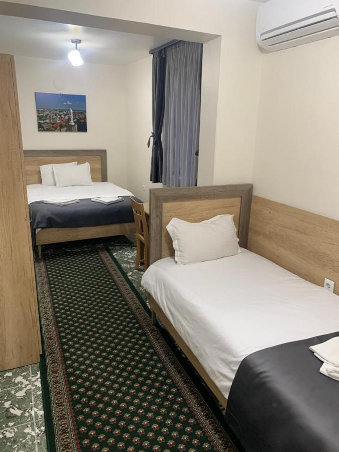 Hotel Oazis Haskovo Exteriér fotografie